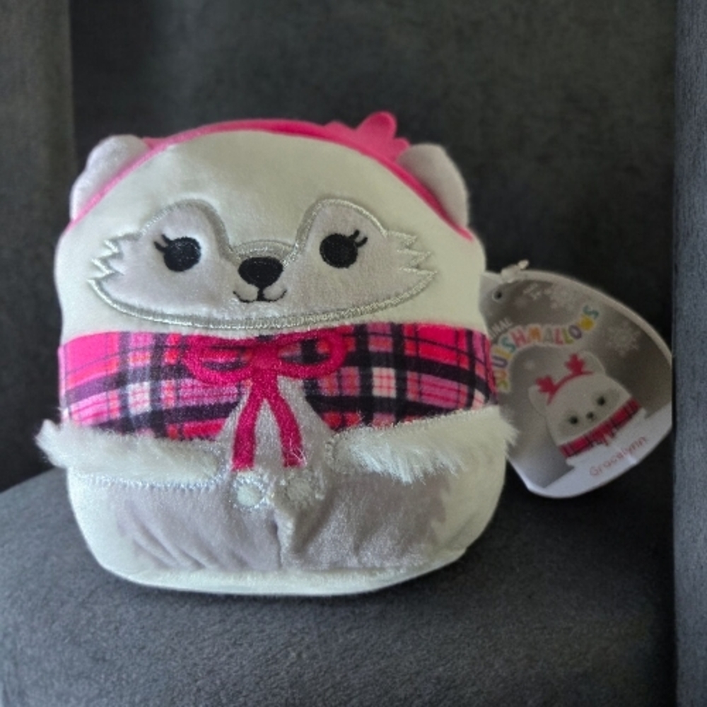 Squishmallow 'Gracelynn' Plush Fox Holiday Collection -NWT
